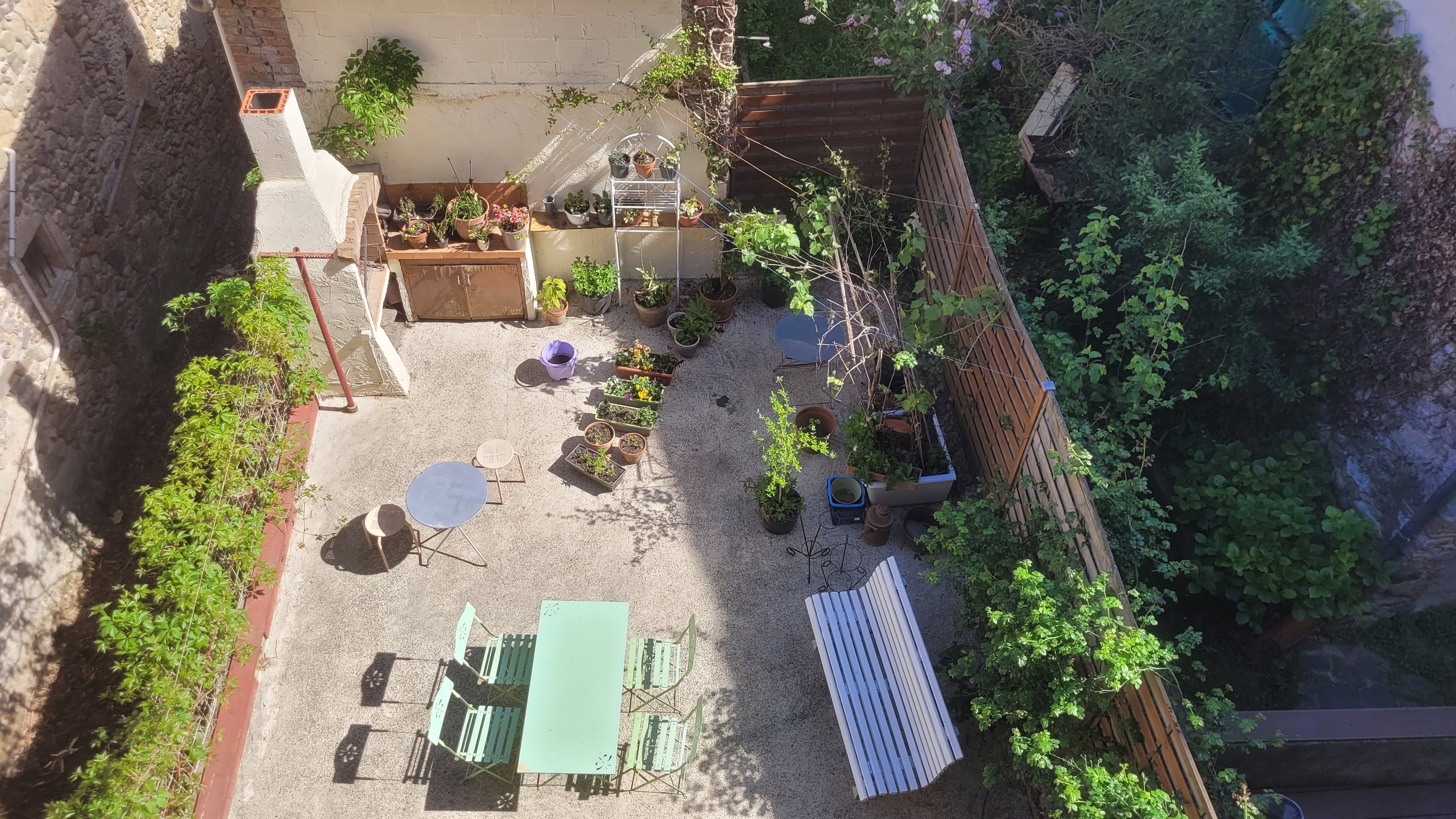 La terrasse de L'Oustalité